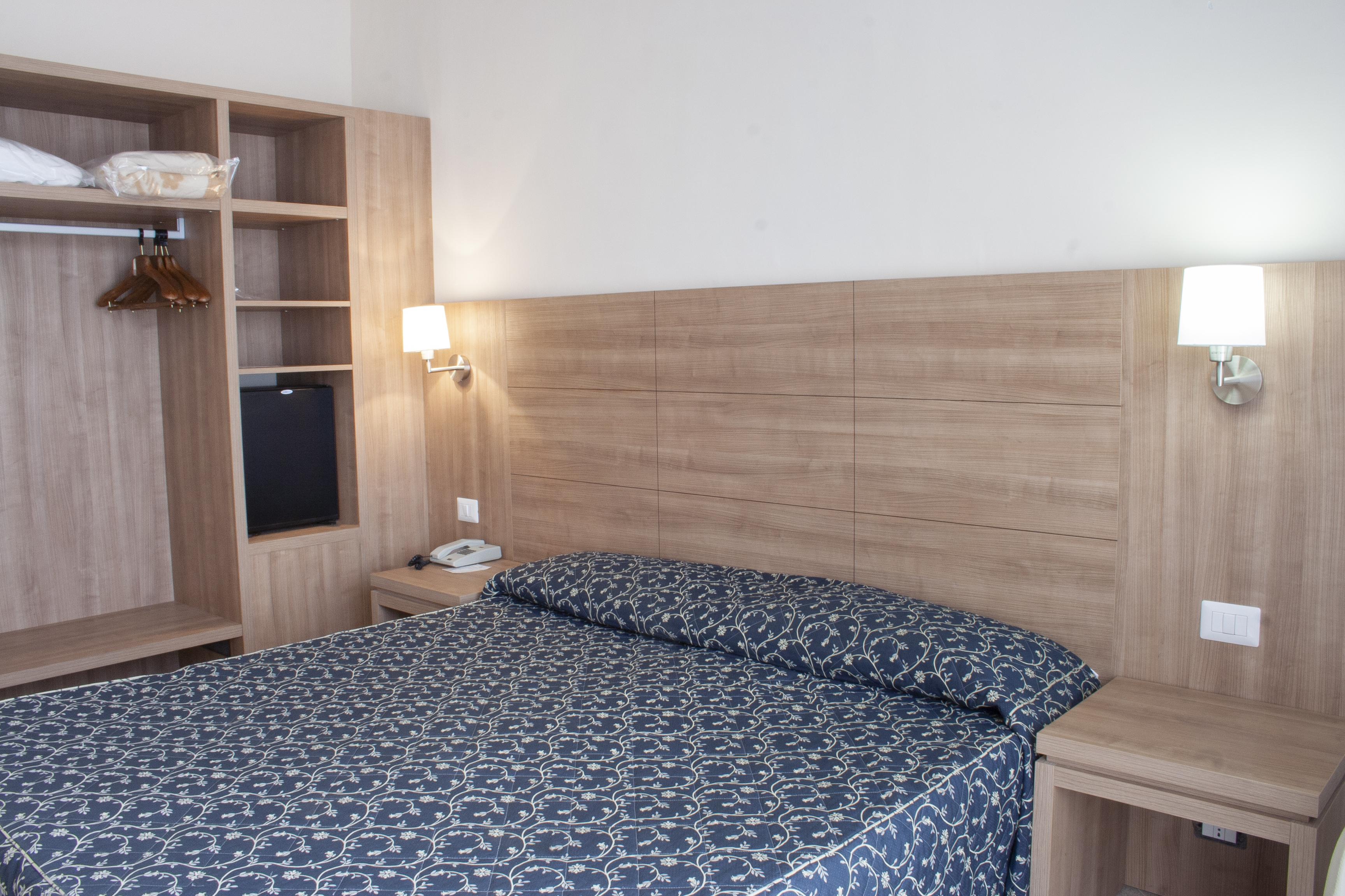 Hotel Mediterraneo Civitavecchia Bagian luar foto