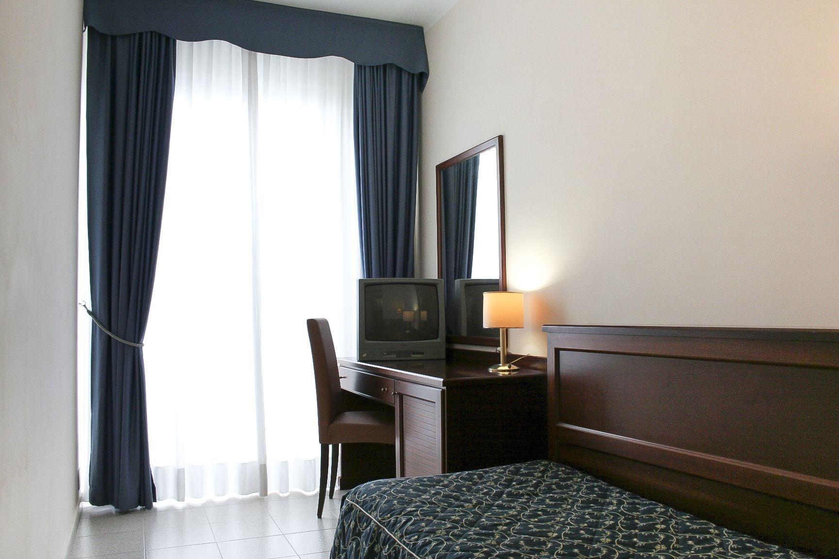 Hotel Mediterraneo Civitavecchia Bagian luar foto